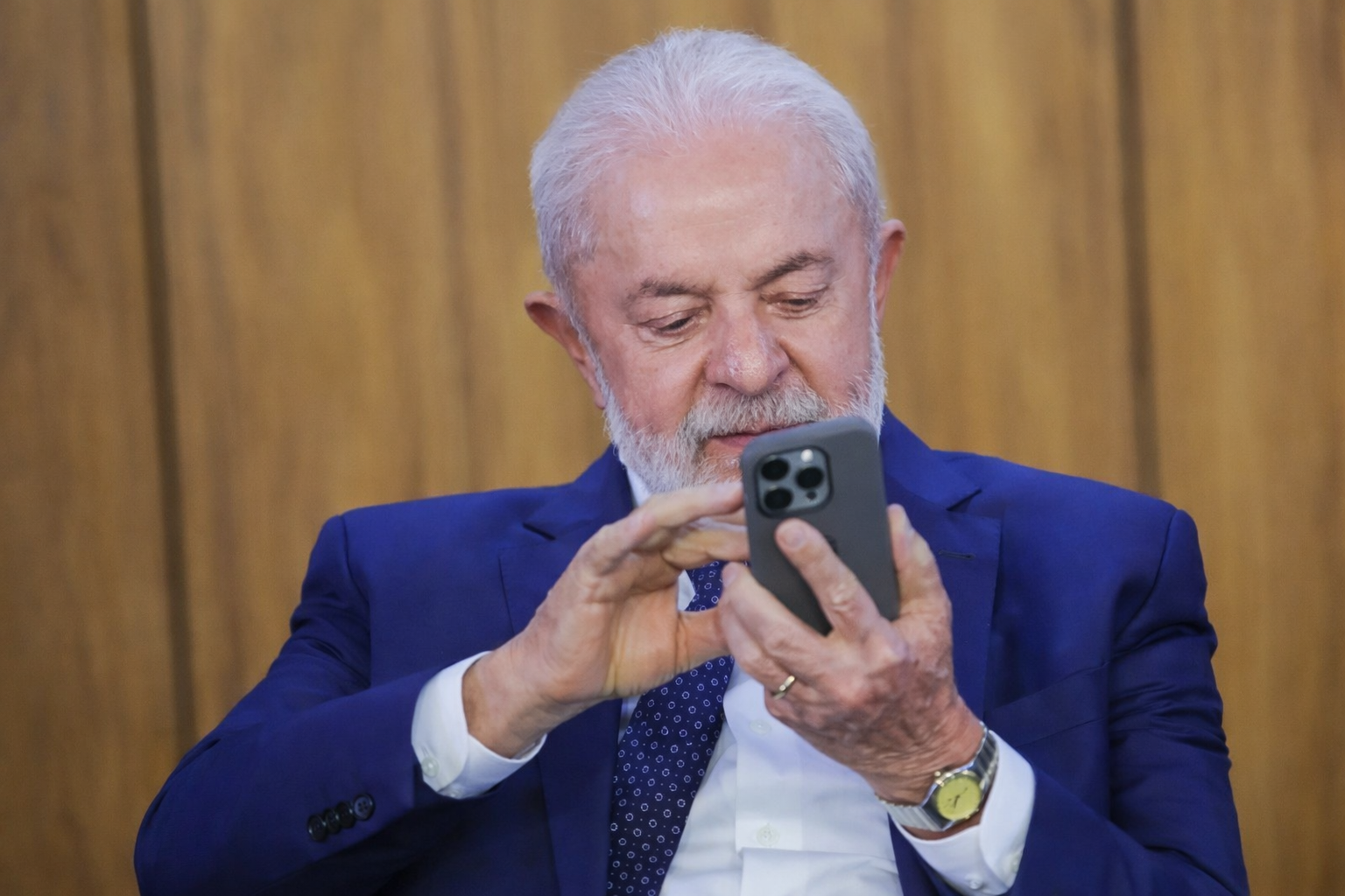 Governo aumenta imposto sobre eletrônicos